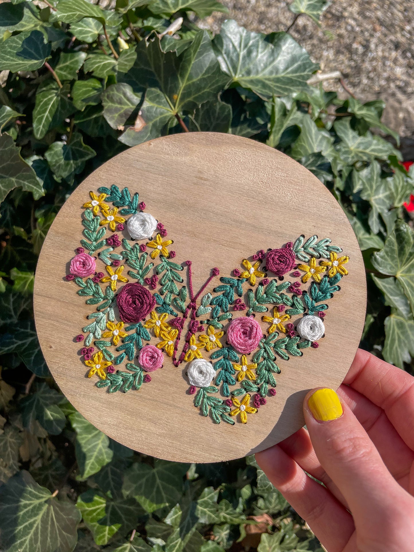 Kit de broderie papillon floral