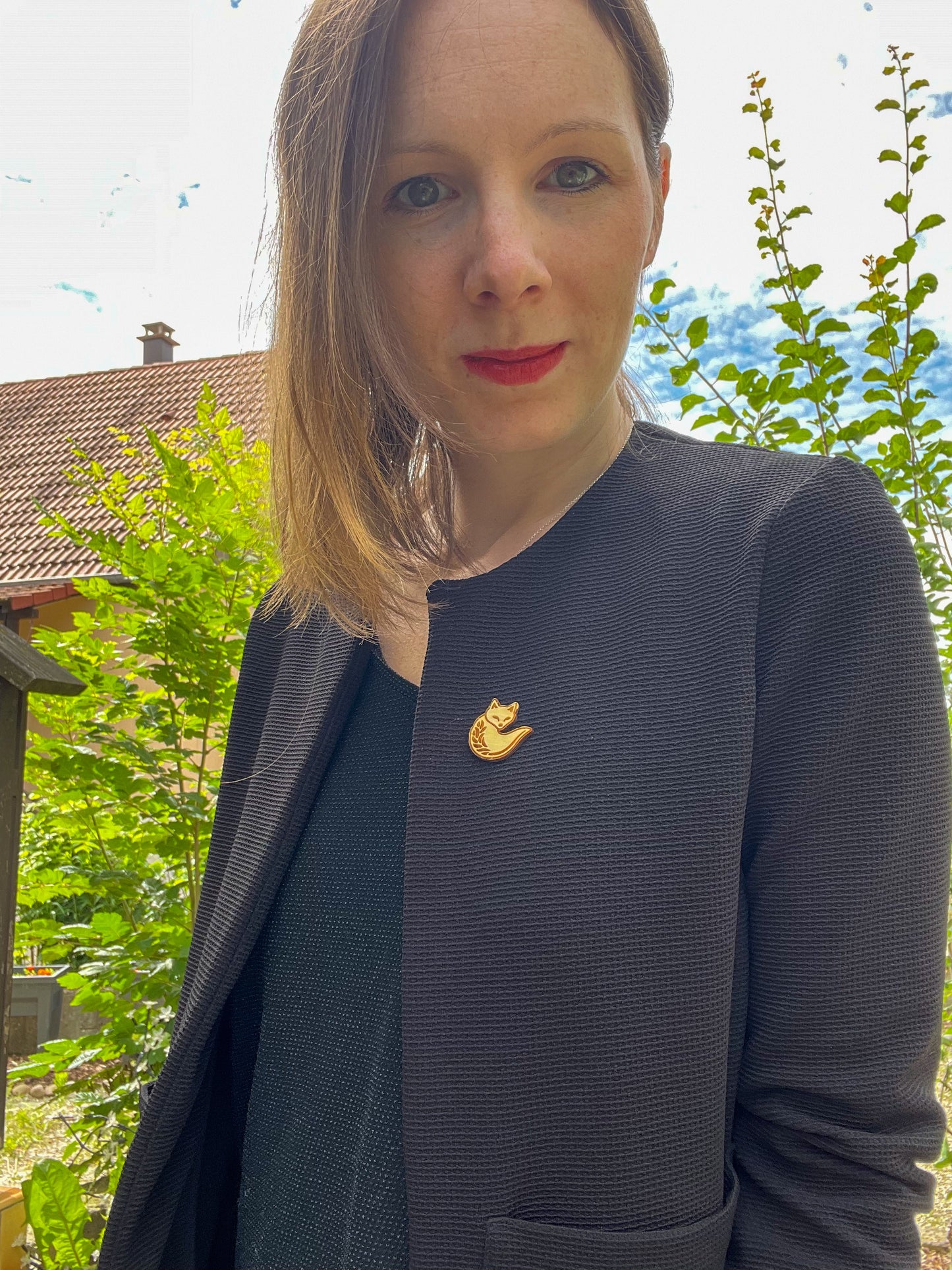 Pin’s motif renard en bois