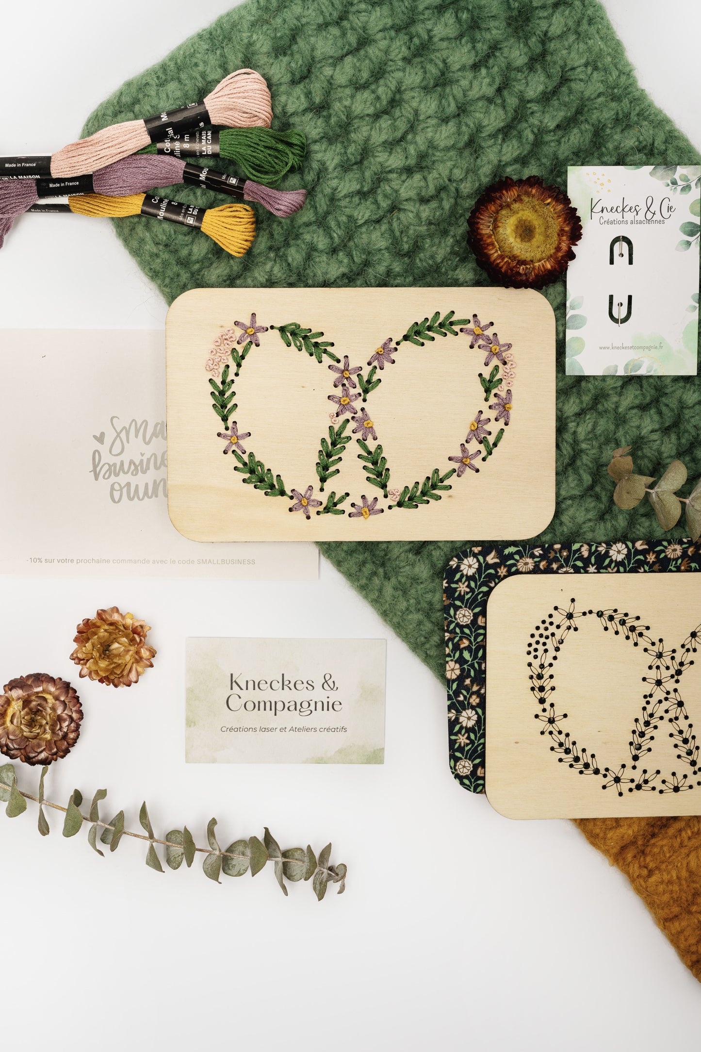 Kit de broderie bretzel fleuri