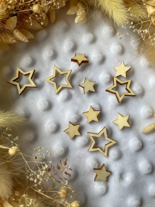 Confettis décoratifs en bois forme étoile