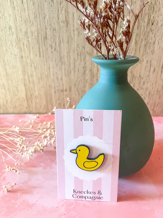 Pin’s motif canard en acrylique