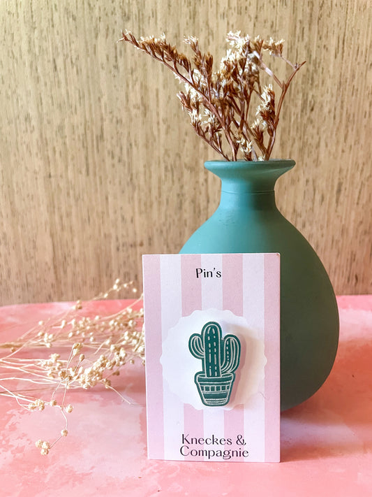 Pin’s motif cactus en acrylique