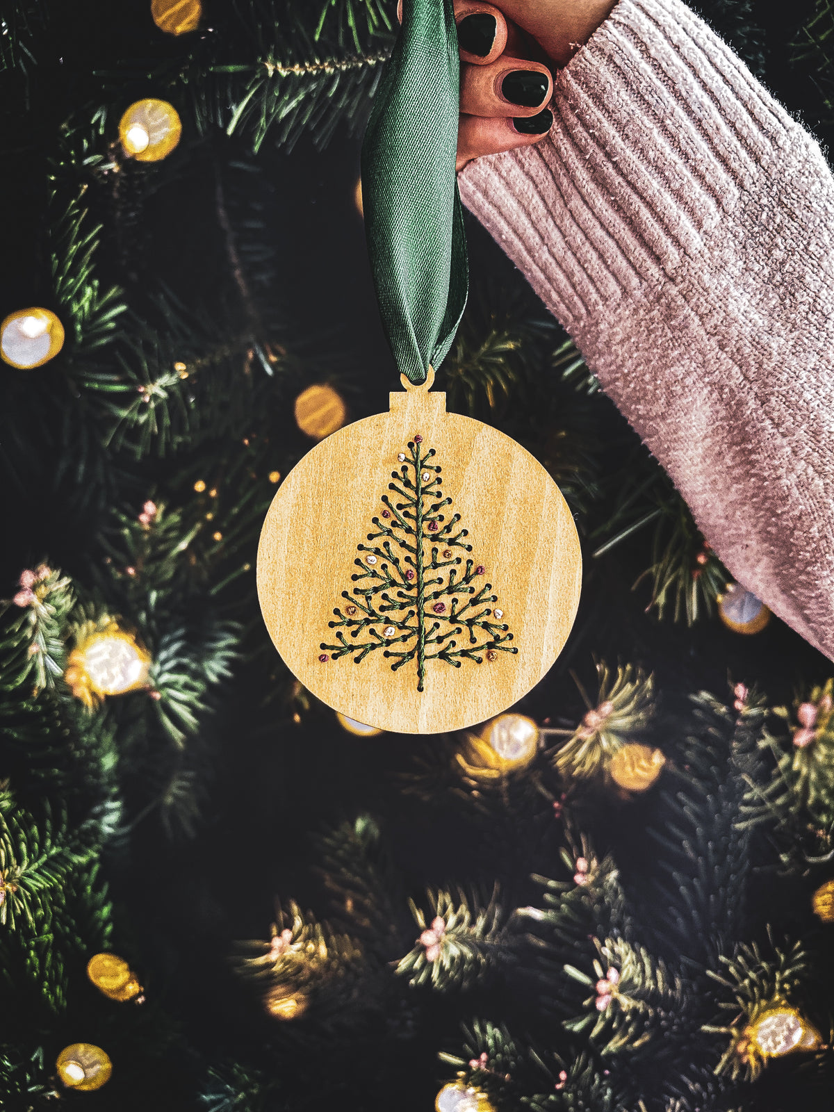 Base de broderie seule sapin de noël – Bois prêt à broder