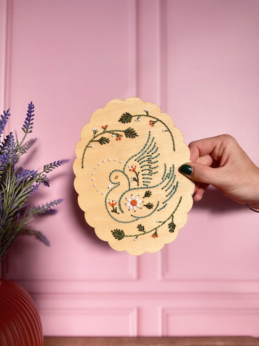 Kit de broderie Paloma - En collaboration avec Flourishing Fibers