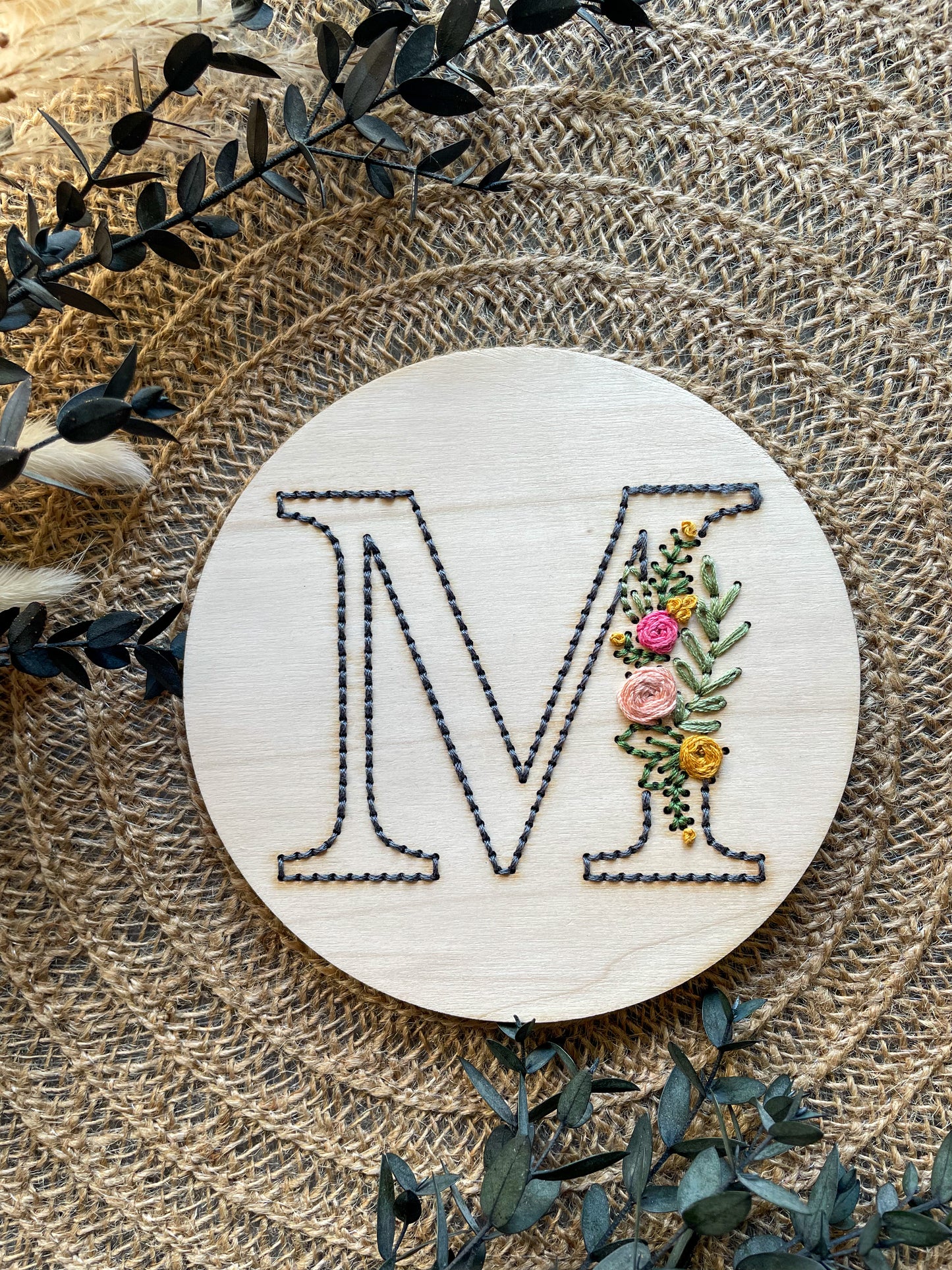 Kit de broderie lettrine fleurie