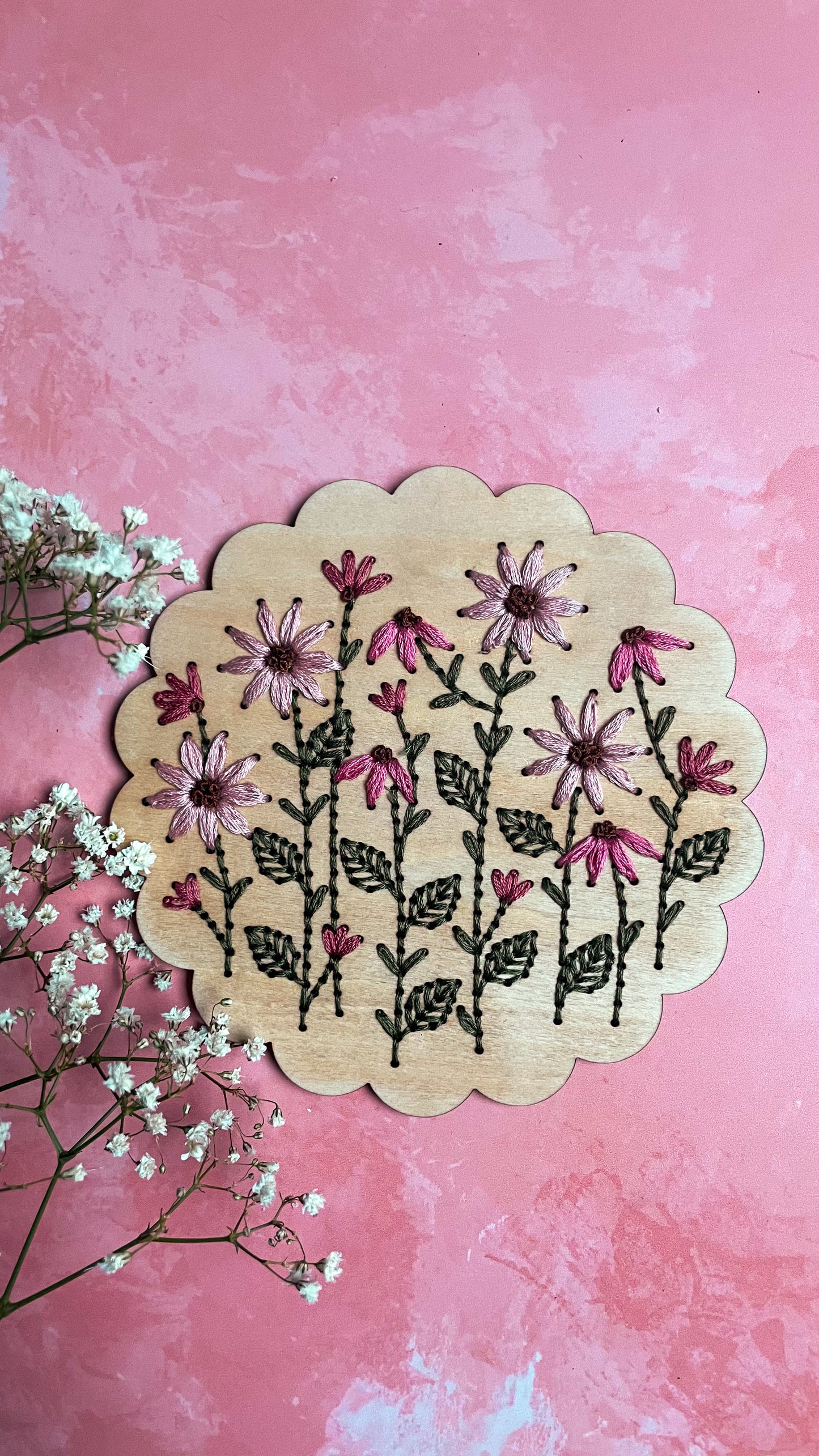Kit de broderie fleurs roses