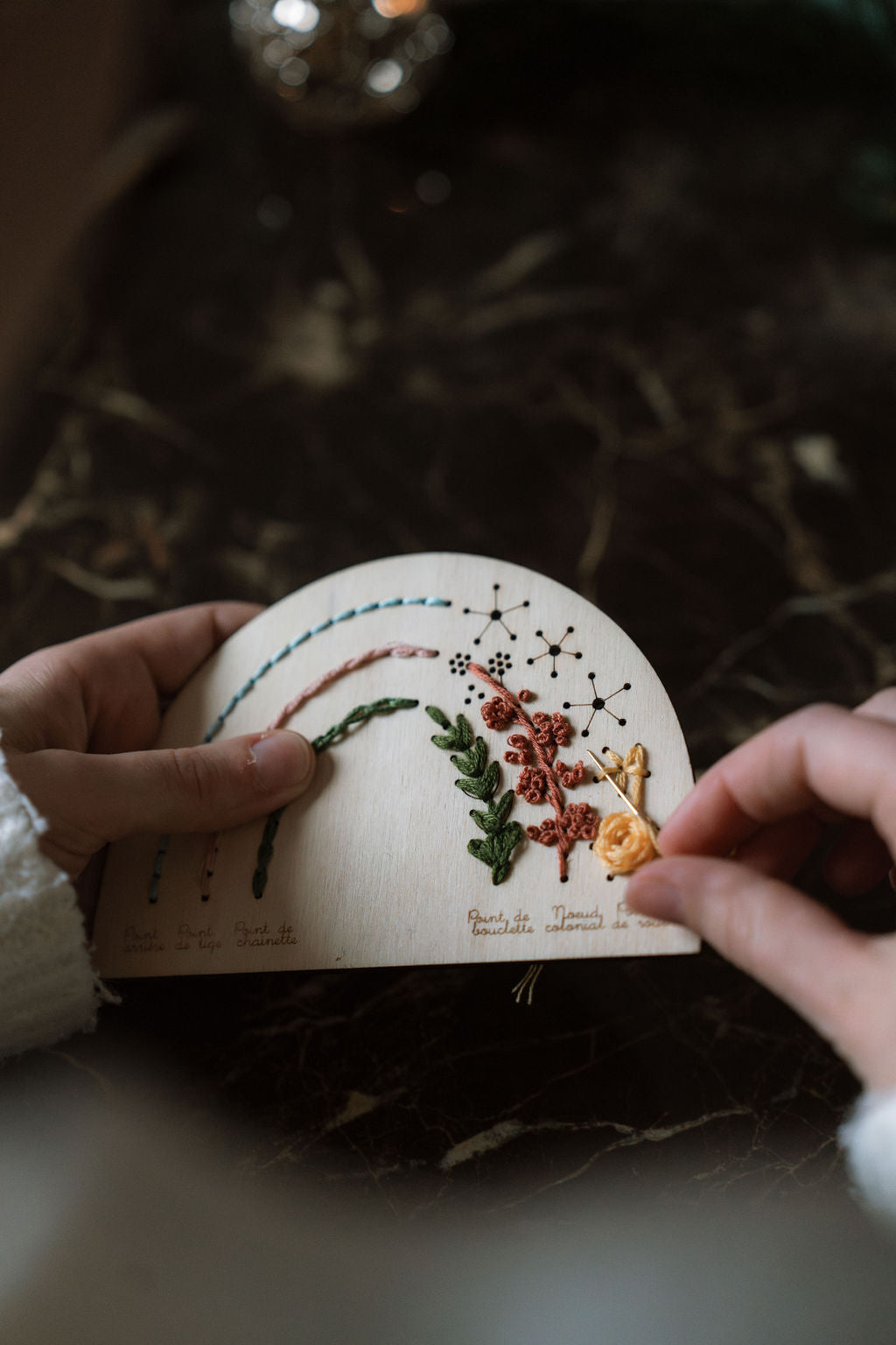 Kit de broderie base d’apprentissage arc-en-ciel