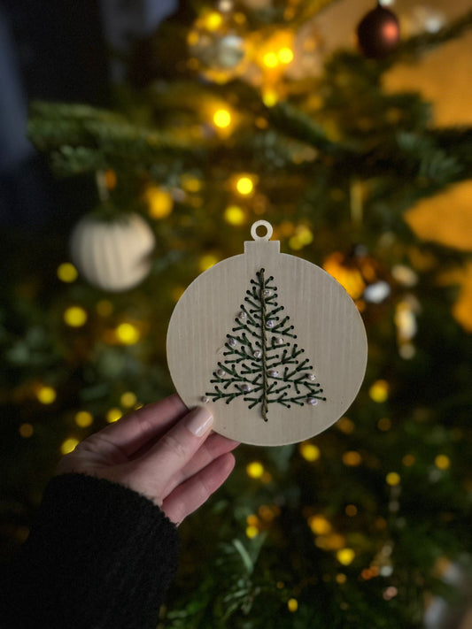 Base de broderie seule sapin de noël – Bois prêt à broder